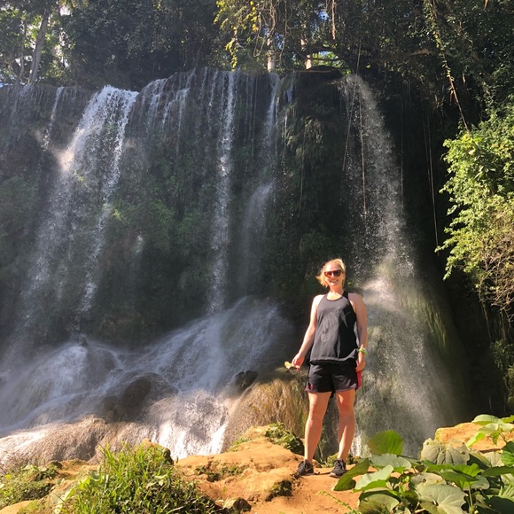 Meet your Posher, Victoria - Picture 2 of 5